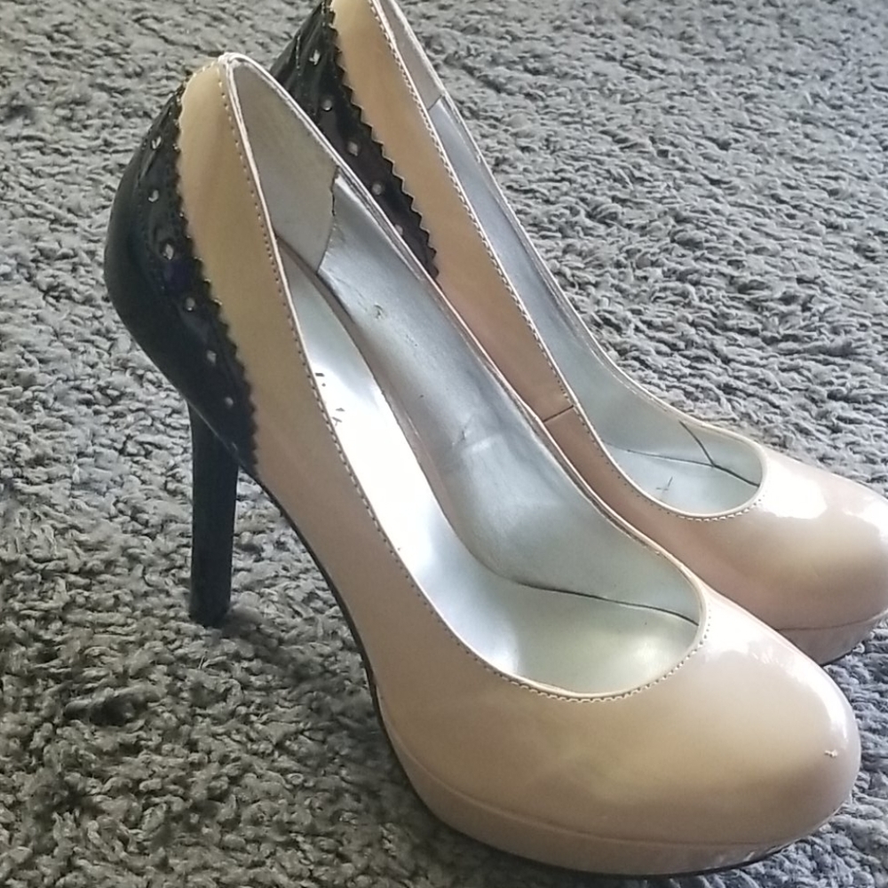 ▪︎Candie's heels▪︎ size 7.5 - Picture 2 of 9